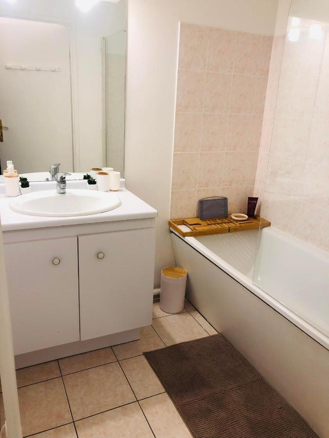 7 Minutes Disney/Netflix/Terrace/Car Park Apartman Magny-le-Hongre Kültér fotó